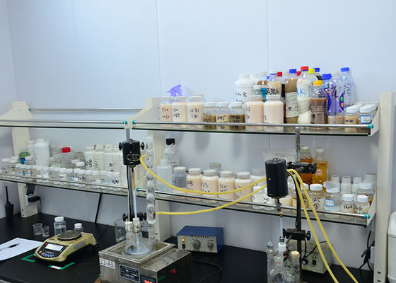 Emilsion branco que imprime a emulsão aniônica de papel da cera do saco do fruto impermeável para a fatura de papel