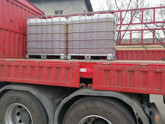 Agente de resistência em húmido catiônico amarelo claro solúvel para fabricação de papel