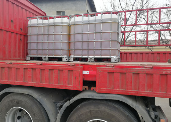 Mantenha a celulose e o papel limpos com a nossa gama de produtos químicos de limpeza e condicionamento de feltro