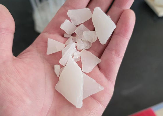 Bom preço Fatura de alumínio de Used For Paper do agente do tratamento da água dos pedaços do sulfato de 17% on-line